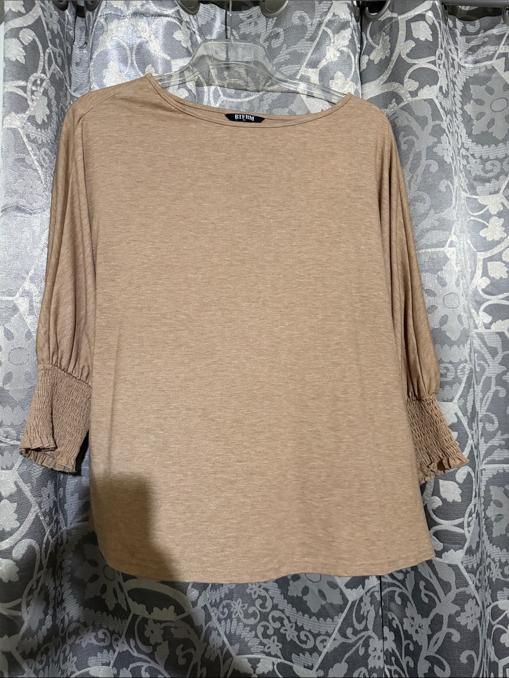 3/4 Sleeve Smocked Cuff Top - Taupe